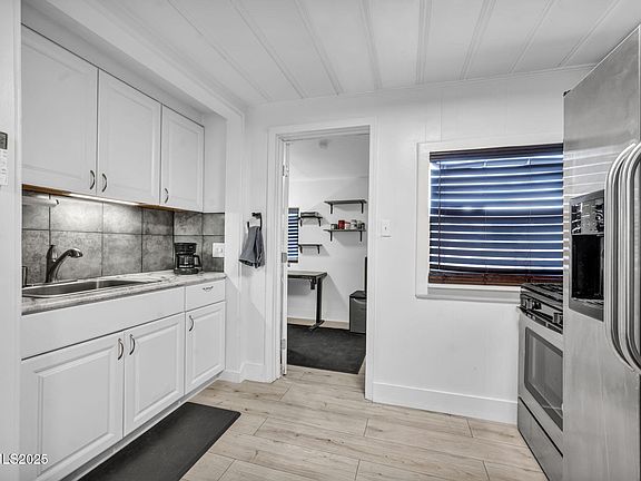 2nd image of 459 Field St