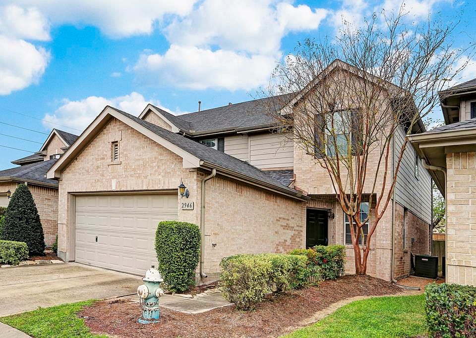 1st image of 2946 Meadowglen Crst