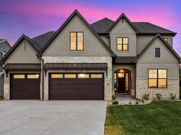 405 Macbride Trl, Solon, IA 52333
