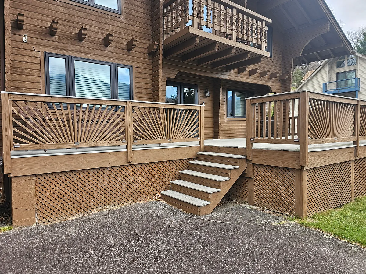 Front Porch - 168 Valley Creek Dr