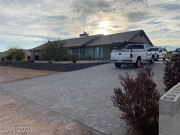 2nd image of 5455 W Serene Ave