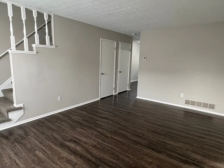 5340 Shiloh Dr — Photo 3