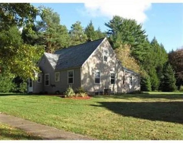 101 Chambers Ave photo 1