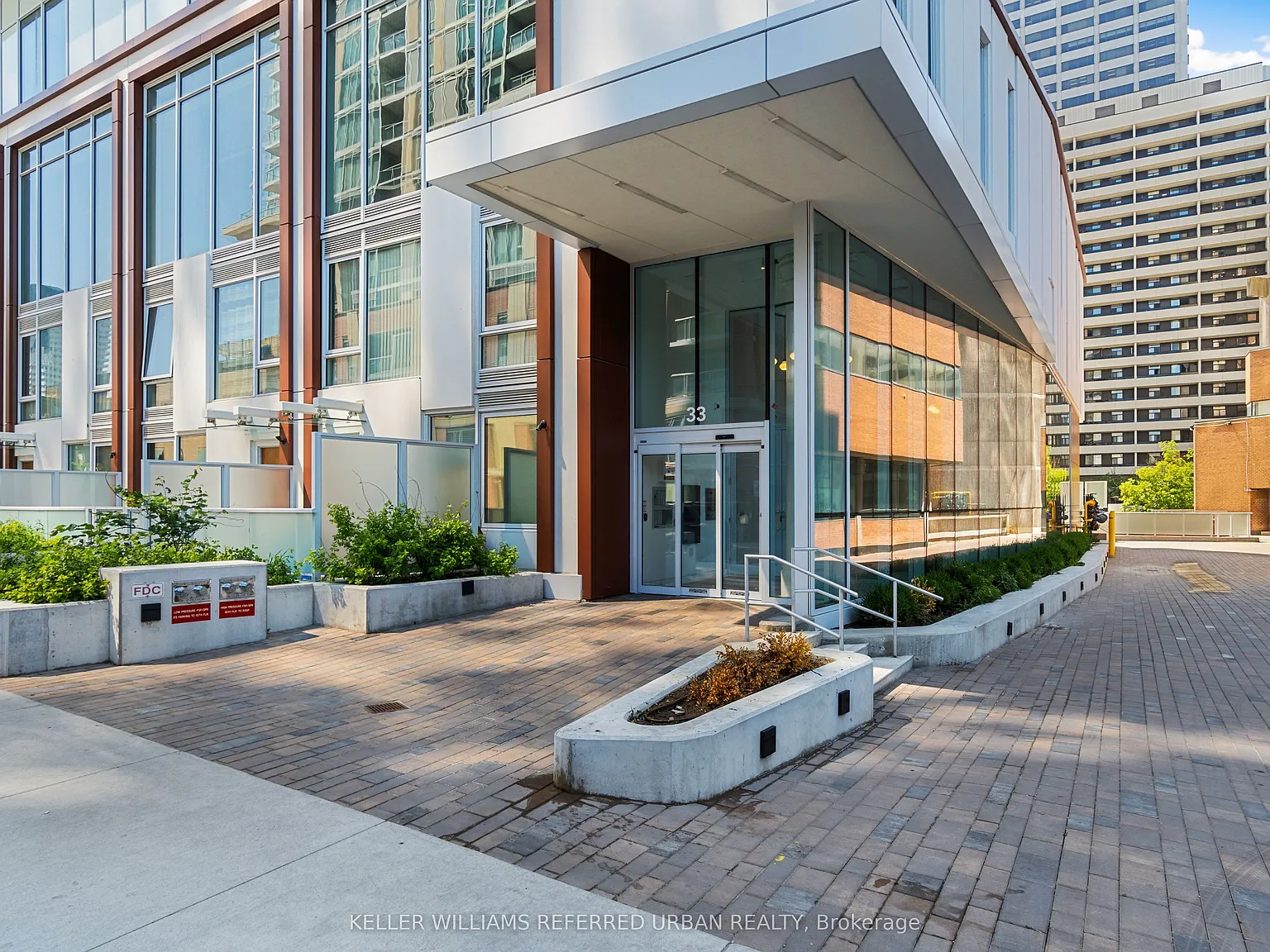 3 bed, $5,750 — Photo 3
