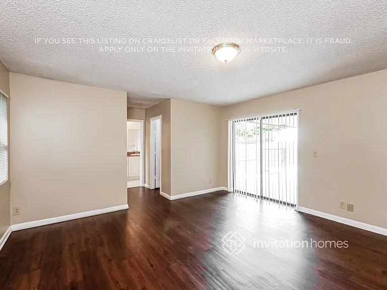 5016 NW 66th Dr — Photo 12