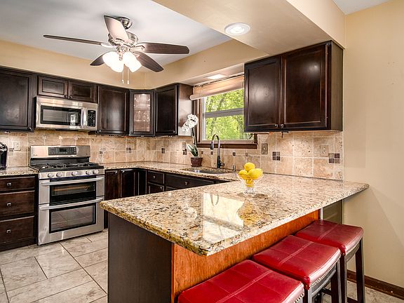 4th image of 16408 S Mayleon Dr