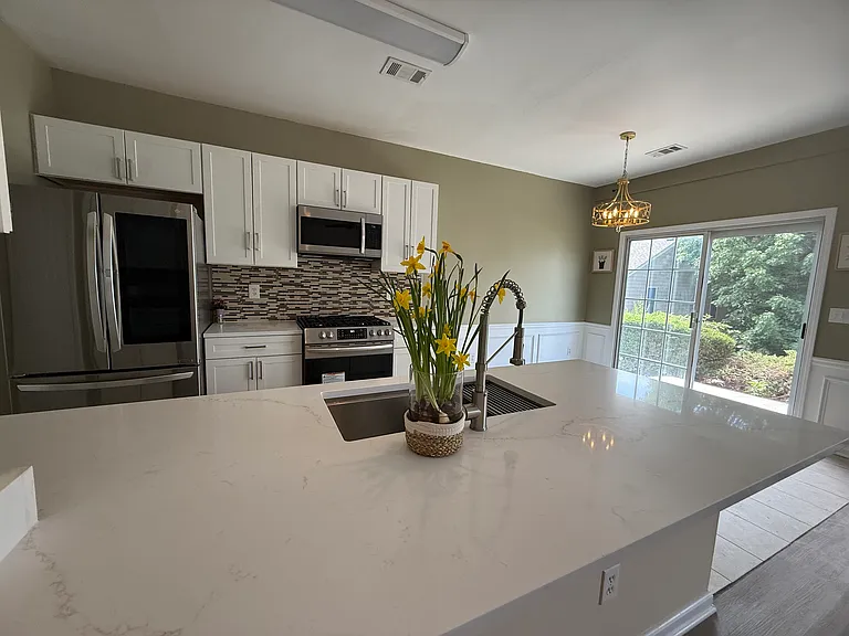 3607 Gainesway Trce — Photo 5