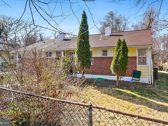 2nd image of 7523 Greenleaf Rd