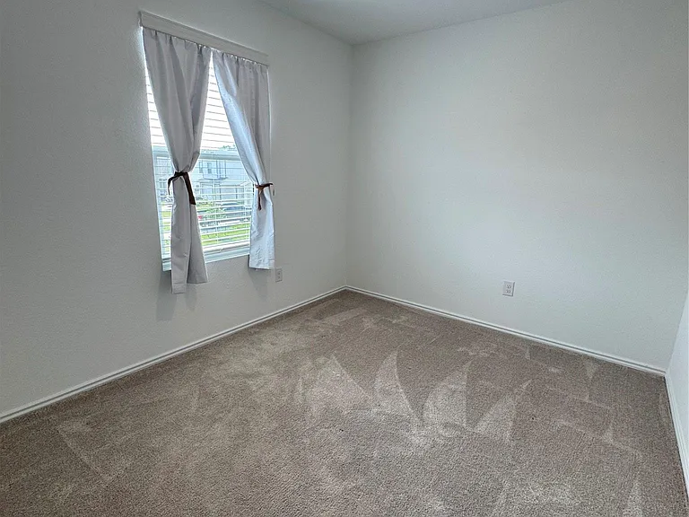 63 Trinity Cir — Photo 11
