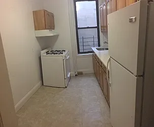 Rented by Talent Real Estate Inc.