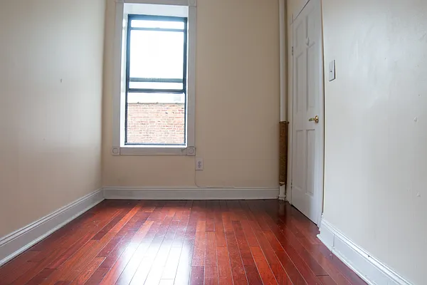 Rented by Shamco Management Corp | media 22