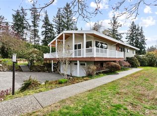 2016 Niagara Dr, Bellingham, WA 98229