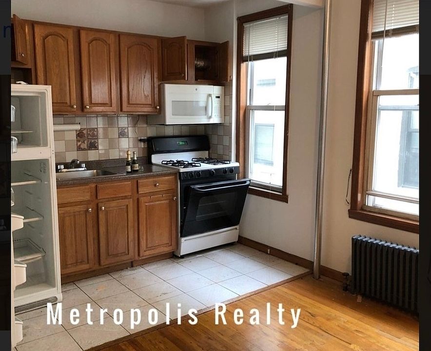 1st image of 24-38 33rd St APT 2R