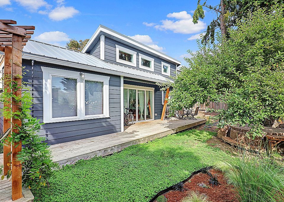 1st image of 6814 28th Ave NW #2