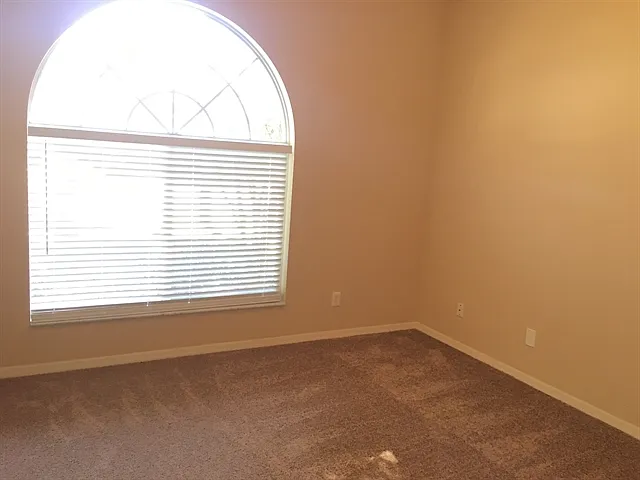 2828 Laurel Leaf Dr — Photo 15