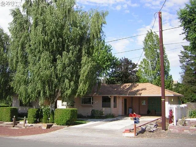 505 Main St photo 1