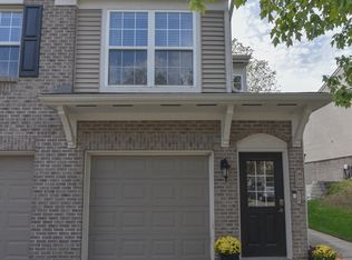 588 Riversbreeze Dr, Ludlow, KY 41016