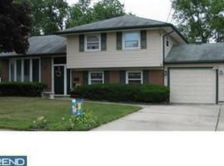 1124 W Somerdale Rd, Somerdale, NJ 08083