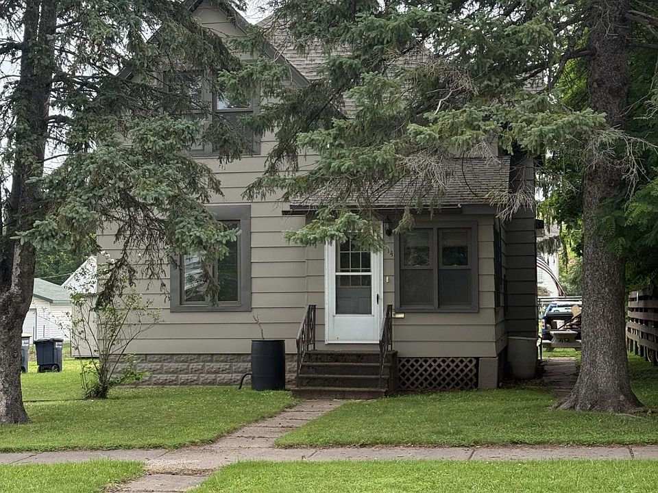 1st image of 514 11th Ave W