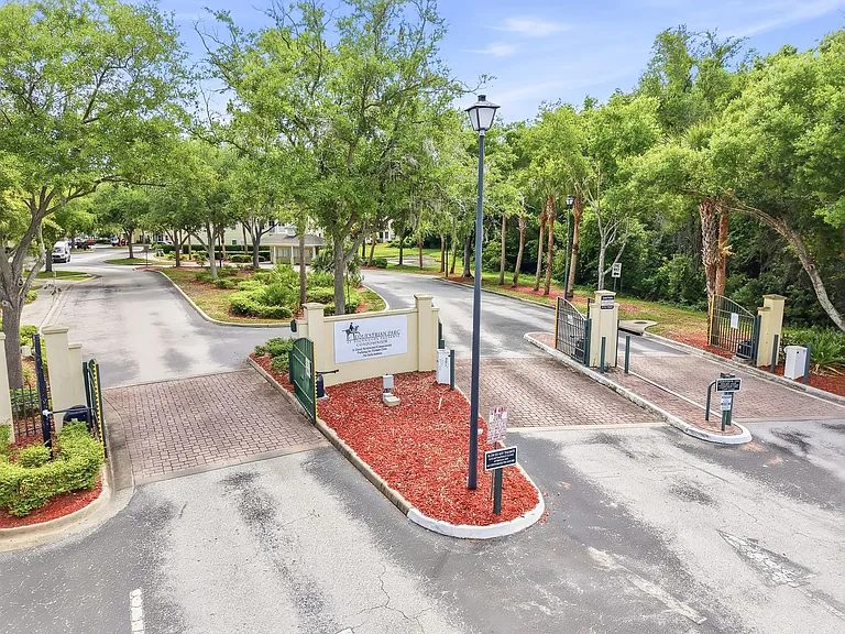 18367 Bridle Club Dr — Photo 21