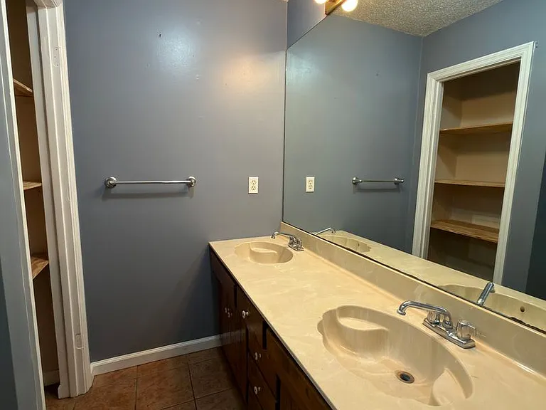 2233 Ladd Springs Rd SE — Photo 8