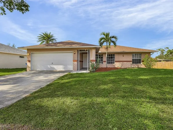 17376 Connecticut Rd, Fort Myers, FL 33967