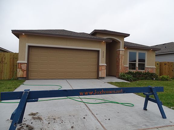 2nd image of 102 Foxtail Palm Dr #34LXB8