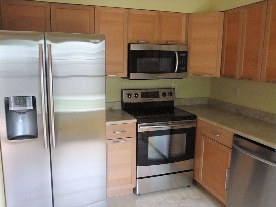 1st image of 7468 Emerald Dr