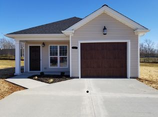 1045 Sivley Rd, Hopkinsville, KY 42240
