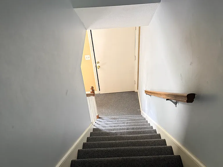 465 Corey St #A — Photo 10