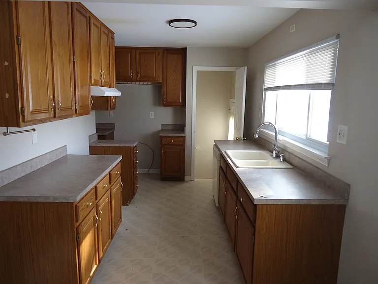 23322 Mapleview Dr — Photo 3