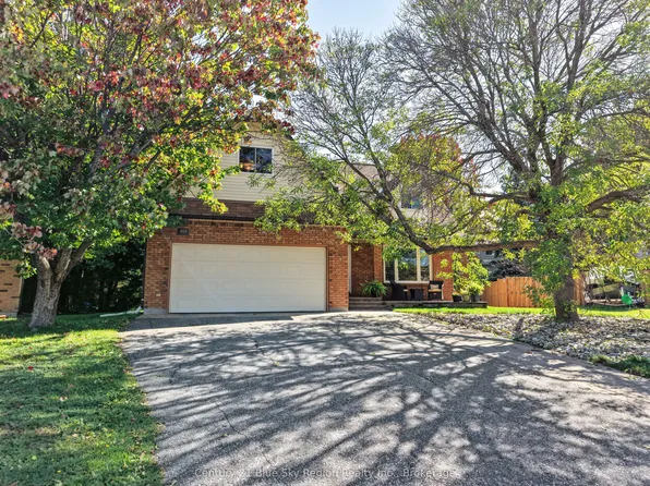 469 Maplewood Ave, North Bay, ON P1B 8Z3