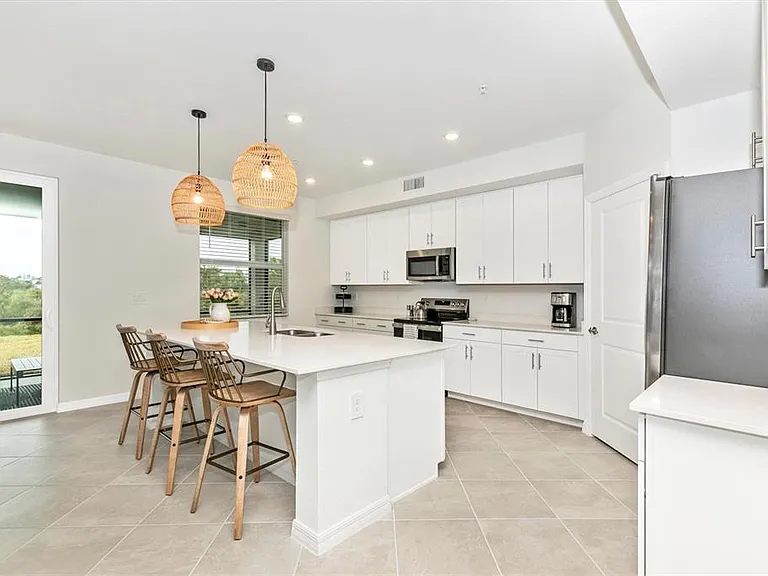 12685 Radiance Ct #102 — Photo 4
