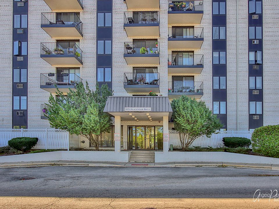 1st image of 9078 Heathwood Dr #3C