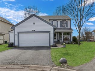 646 E Weston Ct, Round Lake Beach, IL 60073