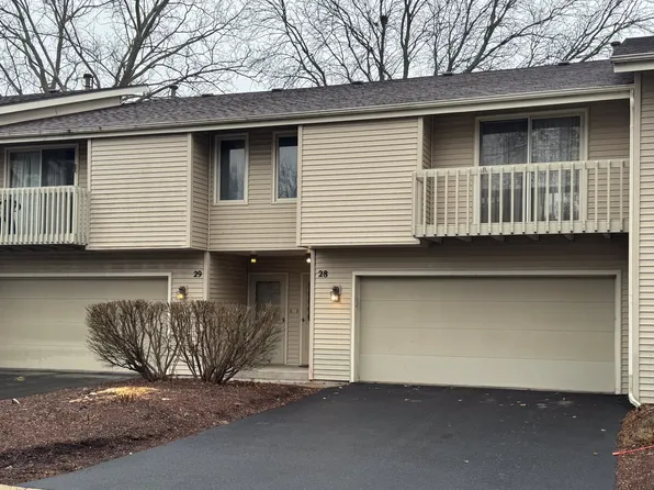4653 High Point Dr APT 28, Rockford, IL 61114