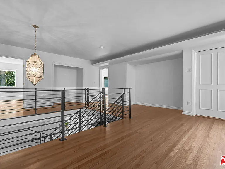 1801 Buckingham Rd — Photo 22