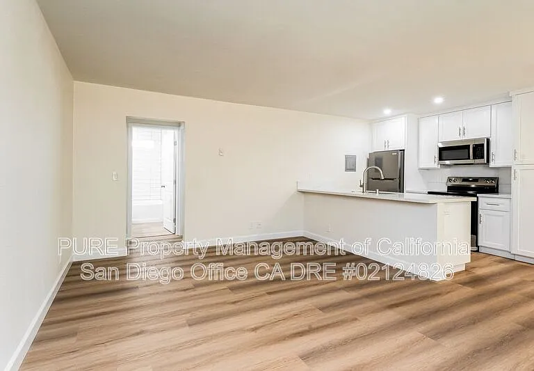 4378 Campus Ave #3 — Photo 4