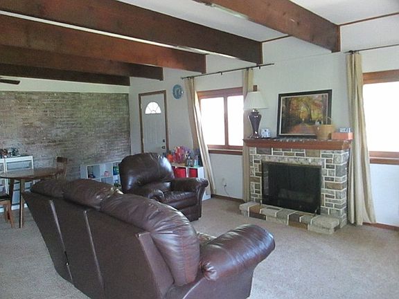 4th image of 515 College Manor Pl