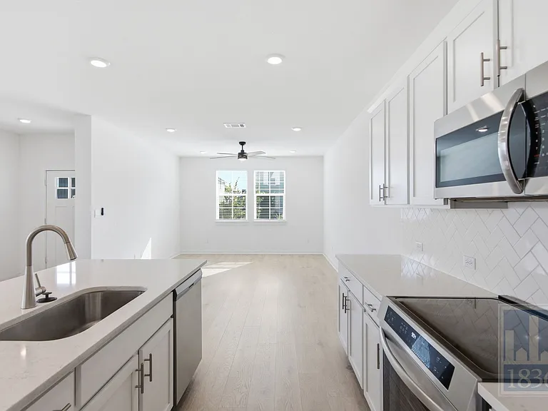 2519 Rose Archer Ln — Photo 7