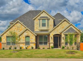 955 Silver Creek Dr, DESOTO, TX 75115