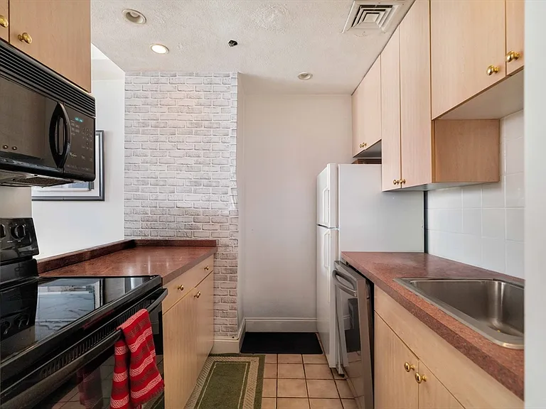 188 North St #42 — Photo 1