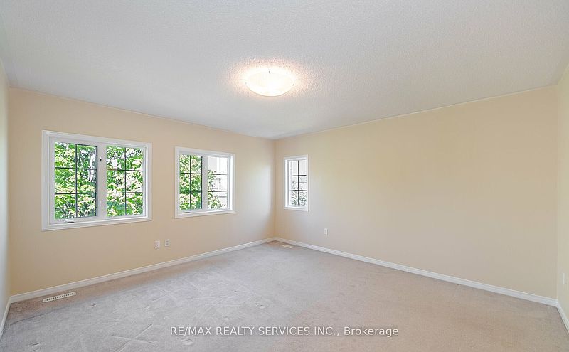 Mississauga House for rent - 3 Bedrooms — photo 16