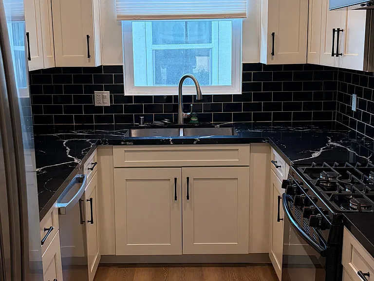 1443 Rexford Dr #3 — Photo 3