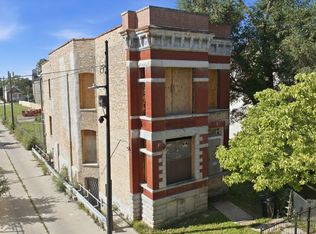 3311 W Monroe St, Chicago, IL 60624