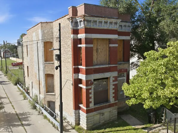3311 W Monroe St, Chicago, IL 60624