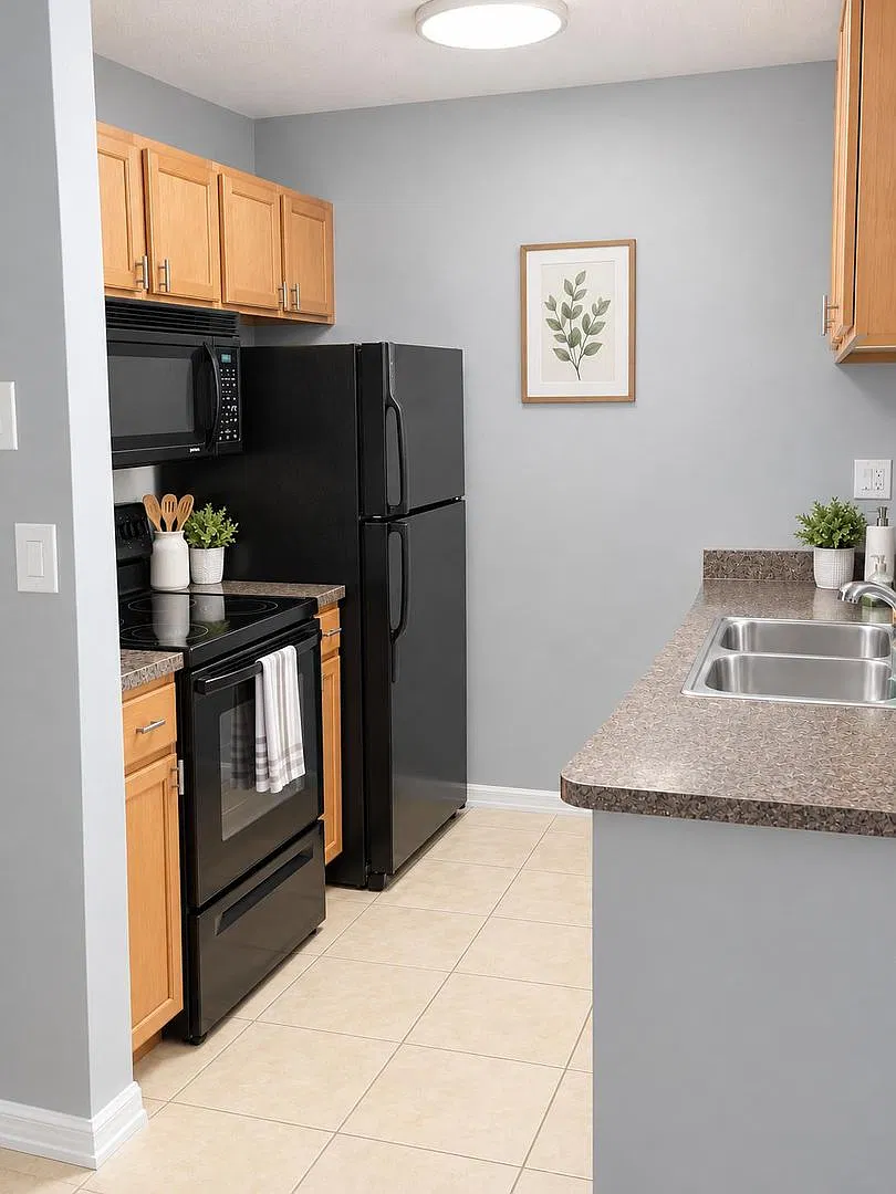 302 Lake Parsons Grn — Photo 1