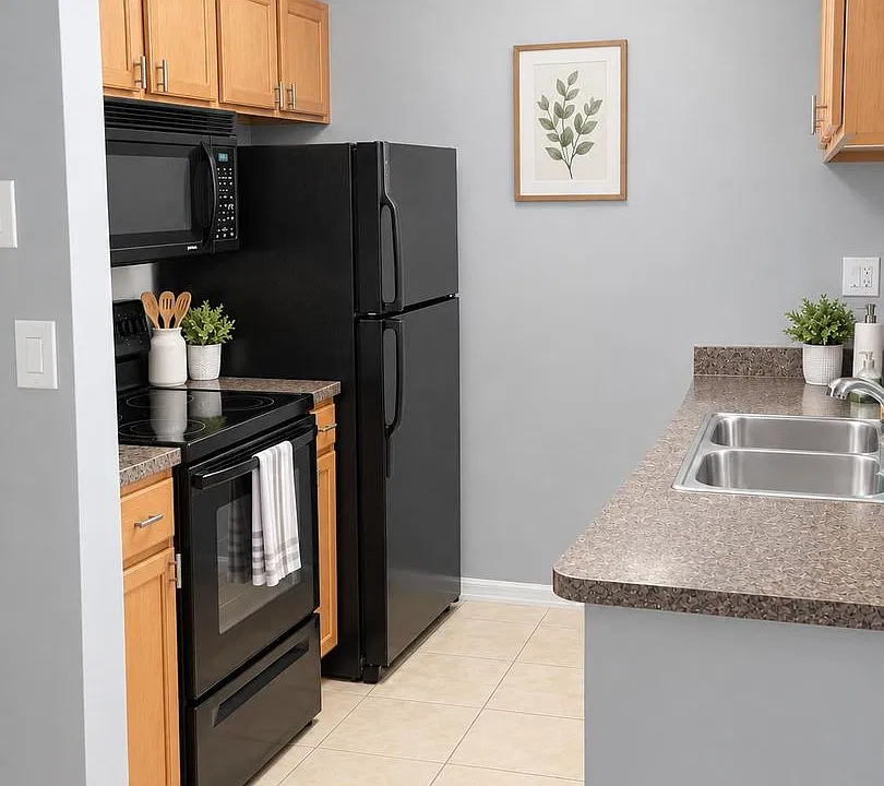 302 Lake Parsons Grn #203