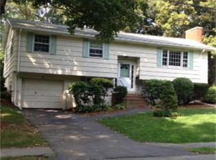 52 Westover Pkwy, Norwood, MA 02062