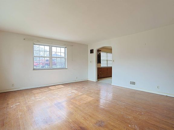 4th image of 334 Stevenson Rd